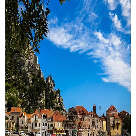 Branko Vojnovic 3* Omis