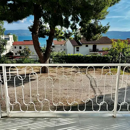 Branko Vojnovic 3* Omiš